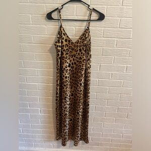 Leopard silky dress